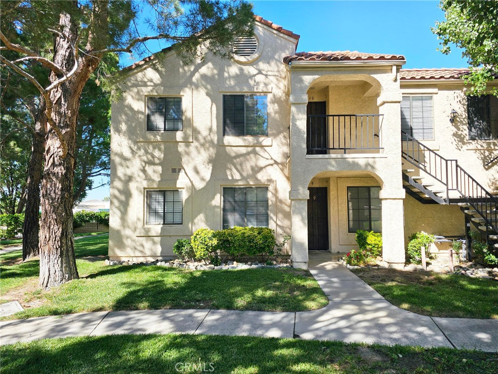 2554 Olive Drive 10