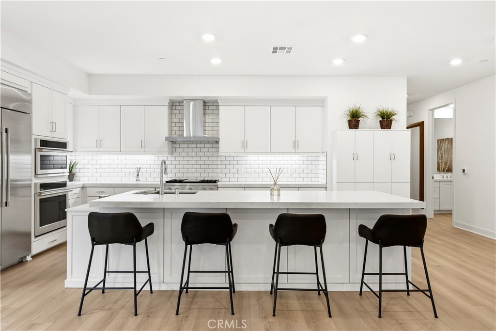 3101 Rivington