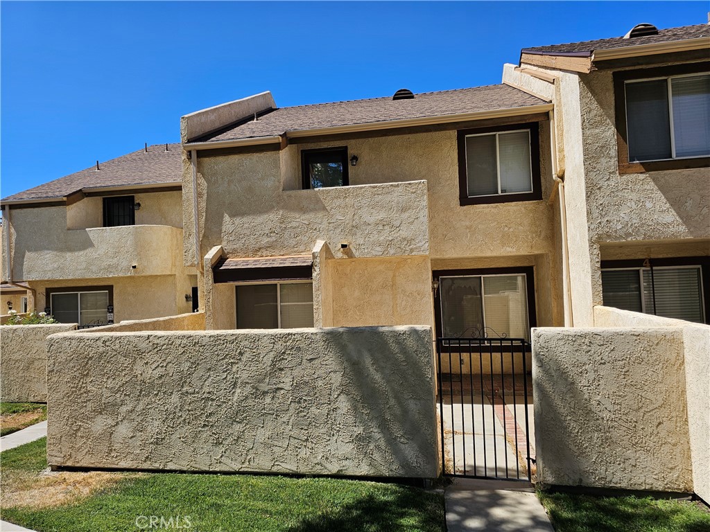 1840 E Avenue J2