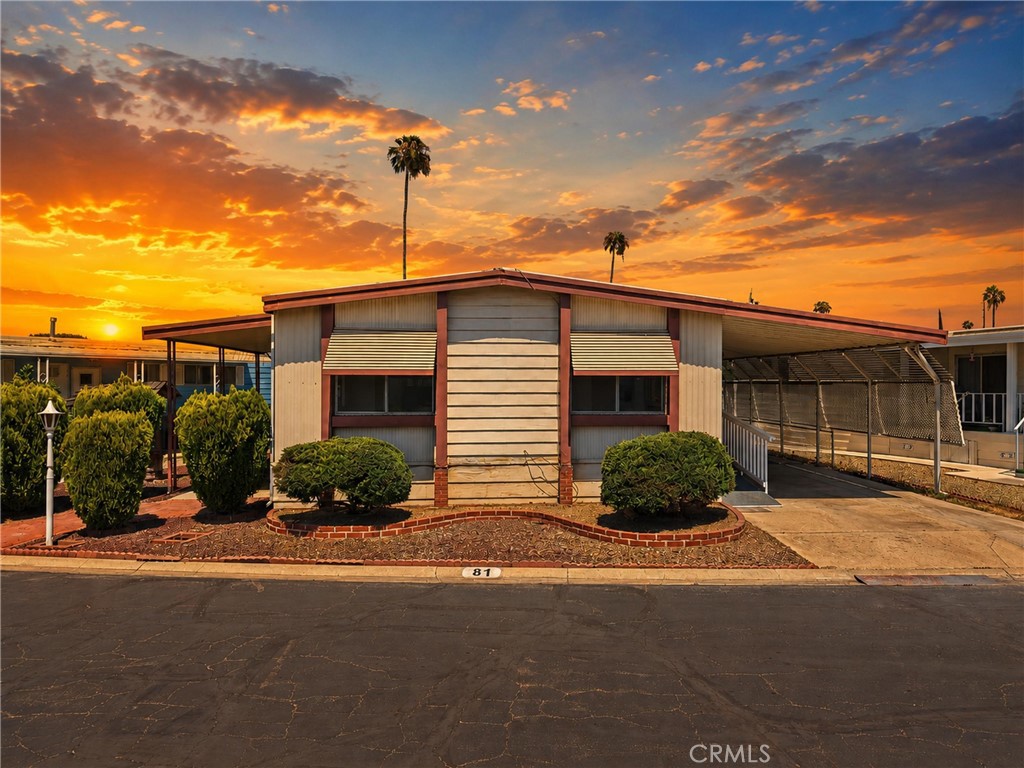 9391 California Ave 81