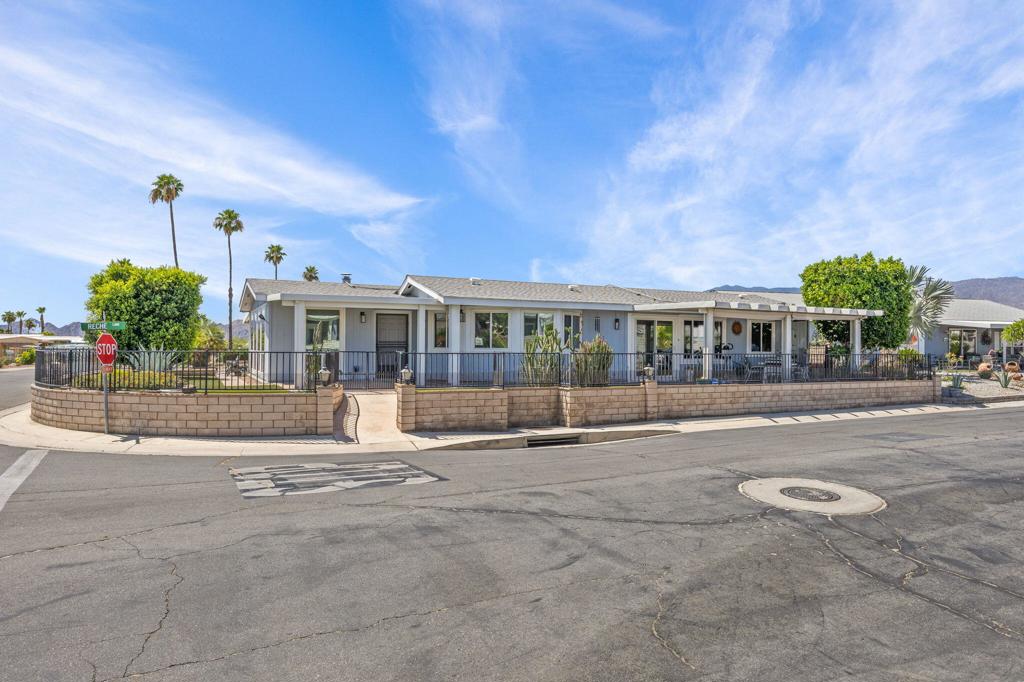 39731 Palm Greens Parkway