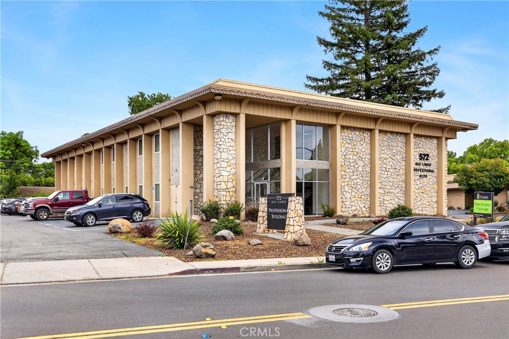 572 Rio Lindo Avenue 206