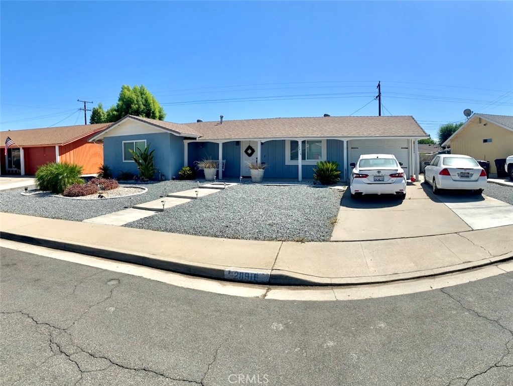 28916 Glen Oaks