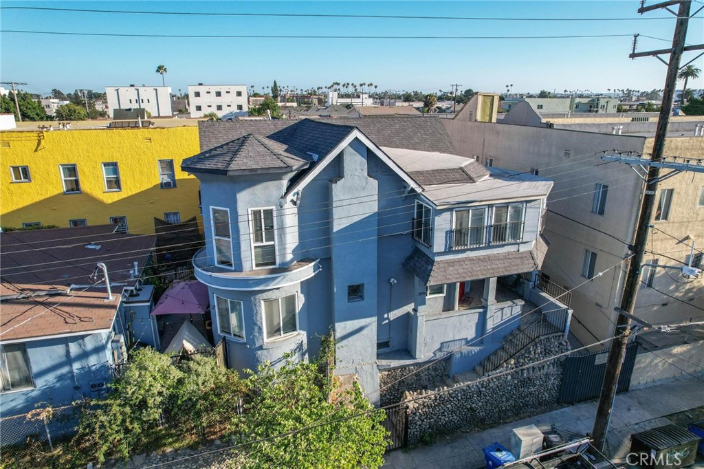 2970 W 11th