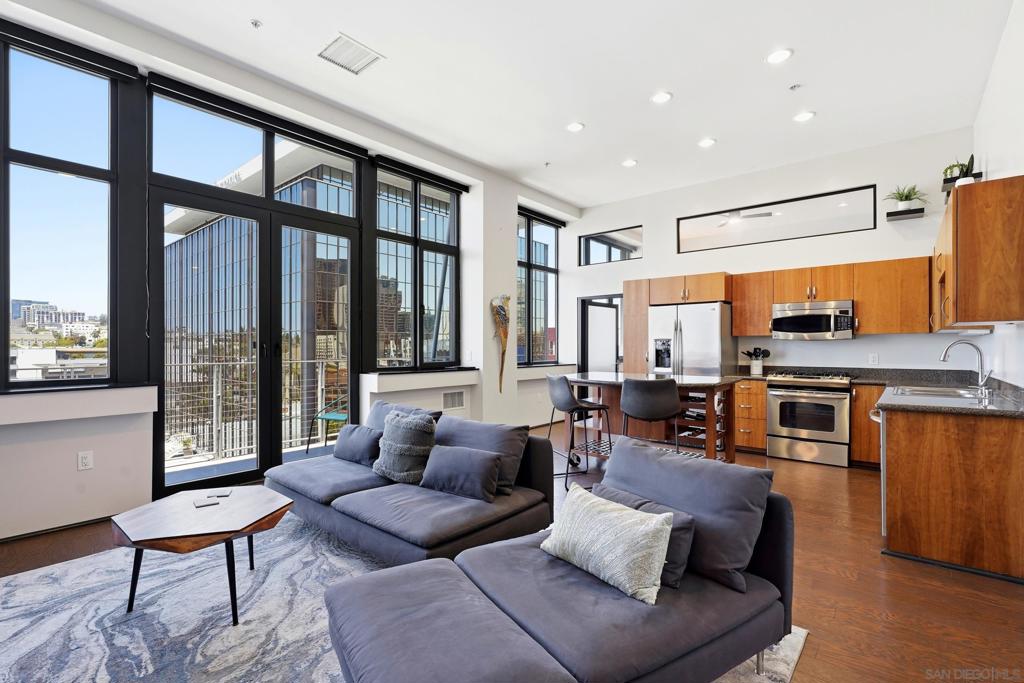 1551 4th Ave 801