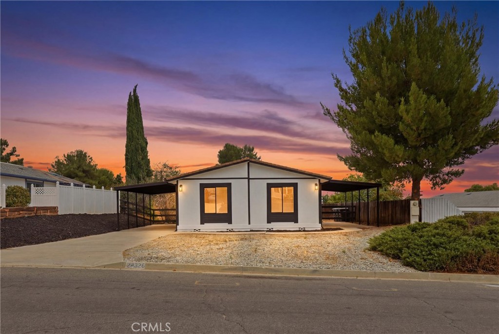 24826 Cornstalk Road