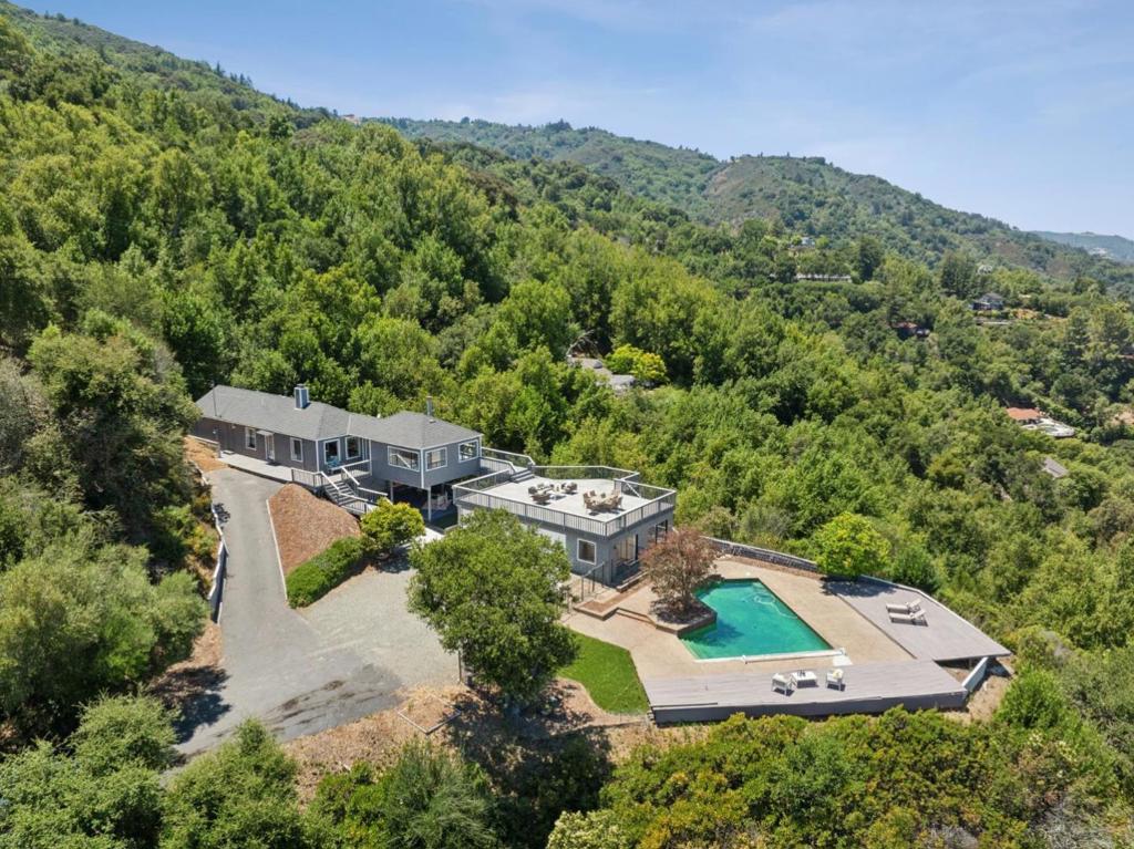 16490 Wood Acres Road