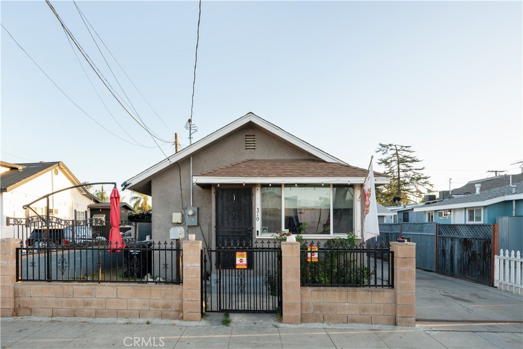 310 E Center