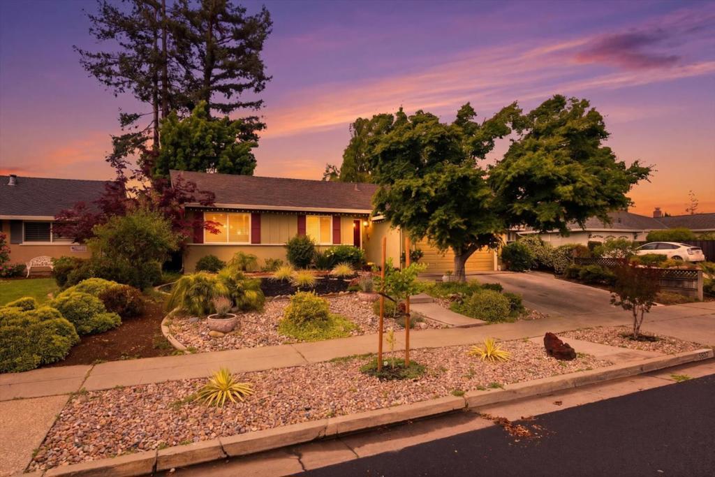 5267 Woodstock Way