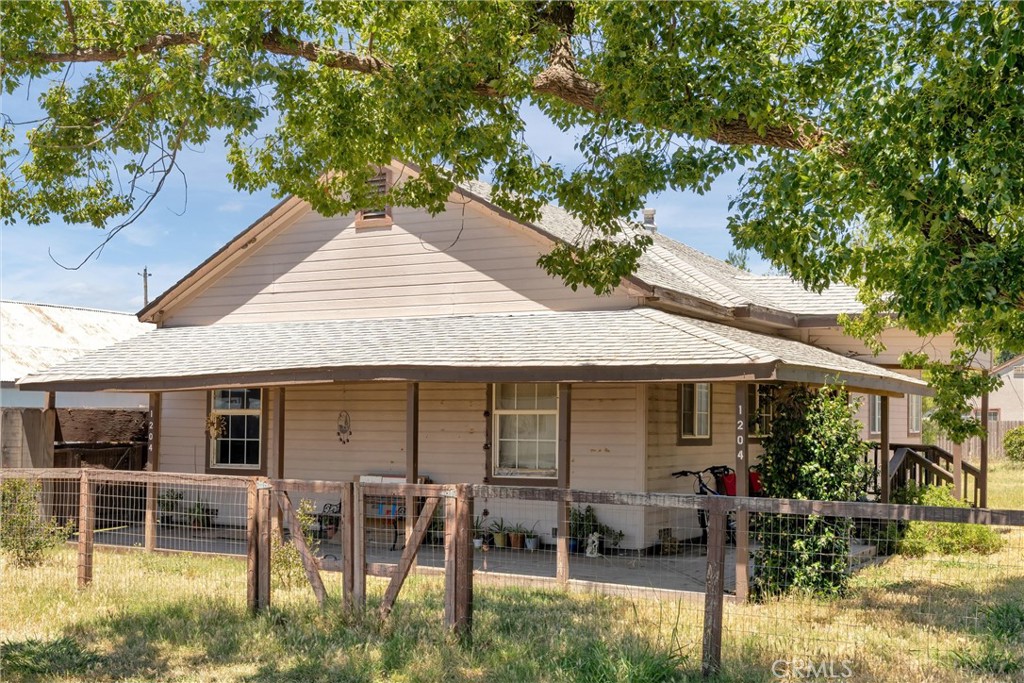 1204 School Street