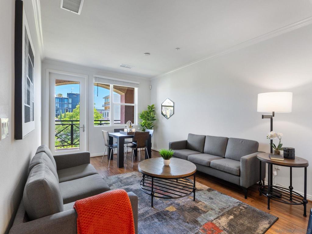 3687 4th Ave 313