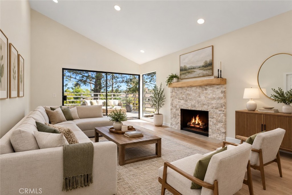 6595 E Paseo Murillo