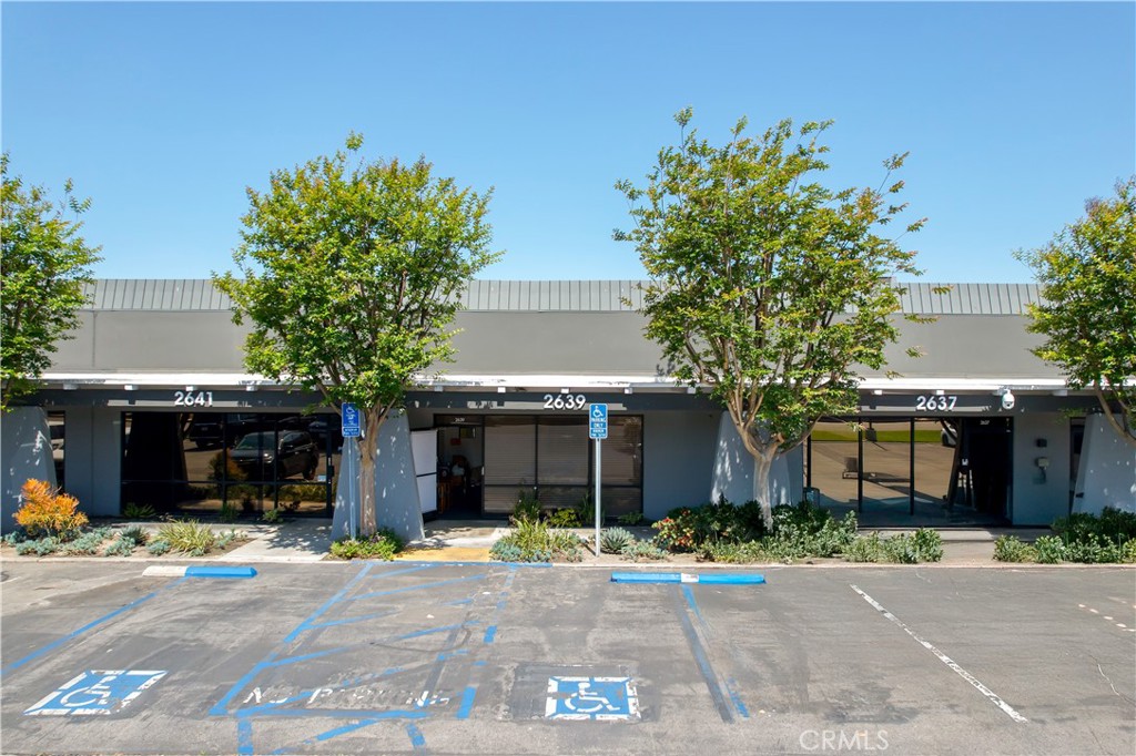 2639 W Woodland Drive