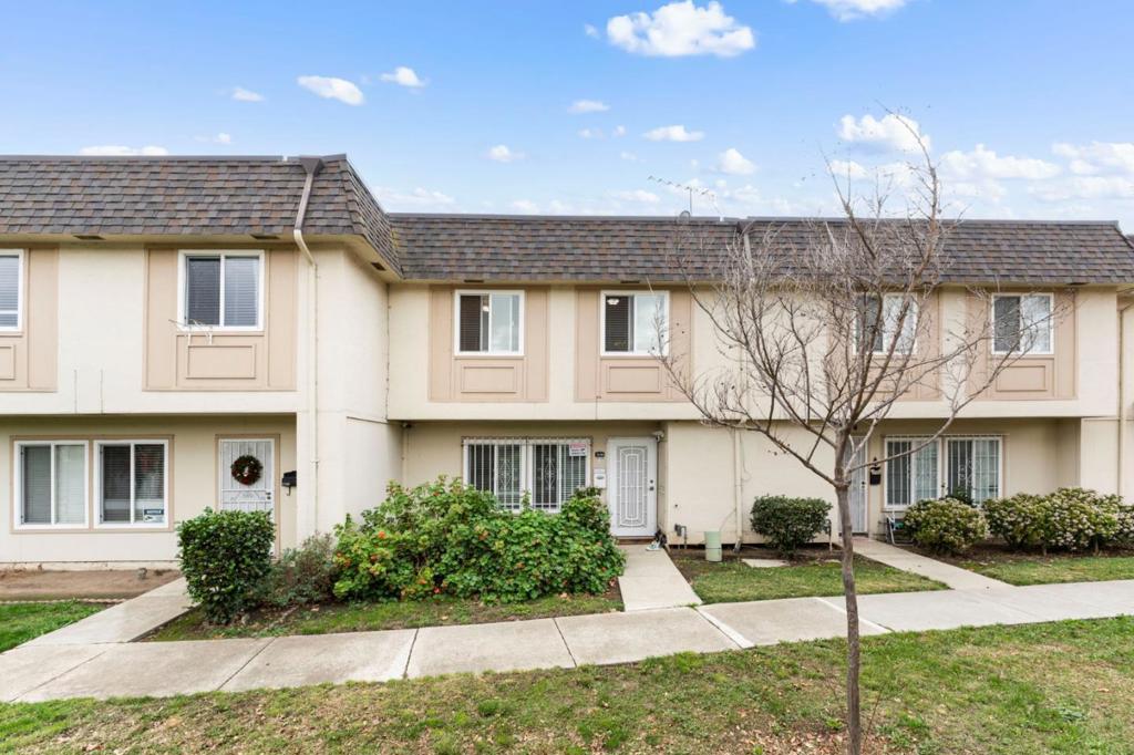 2746 Fricka Court