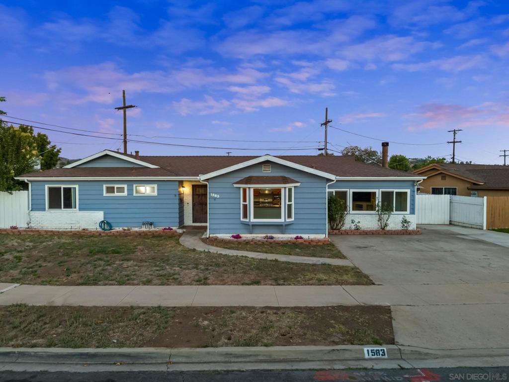1583 Jade Ave