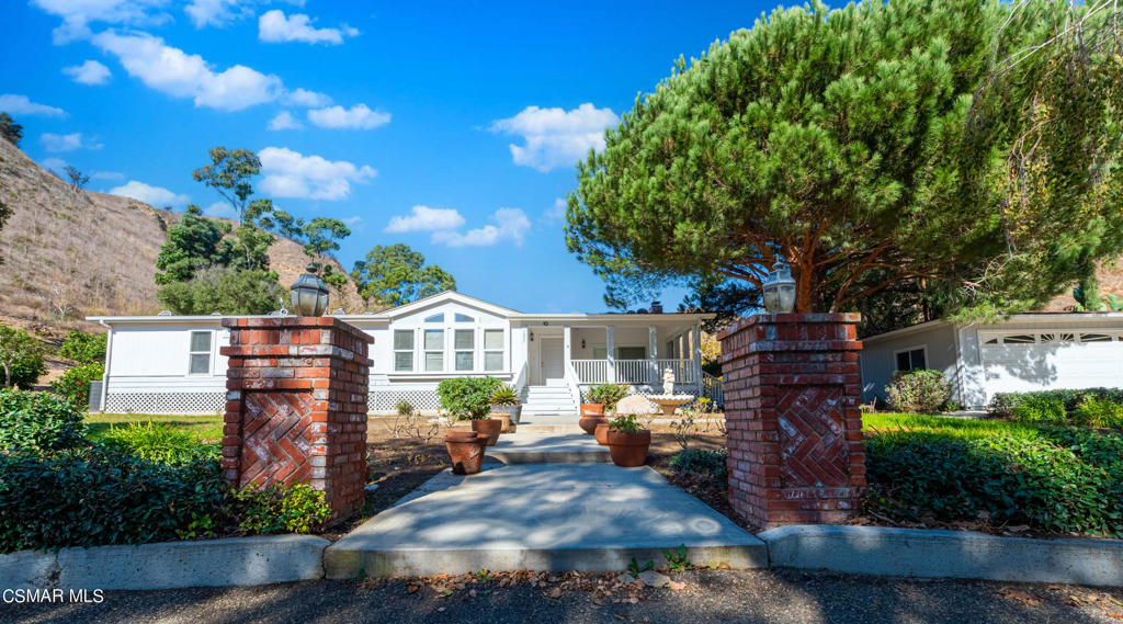 1057 La Loma Avenue