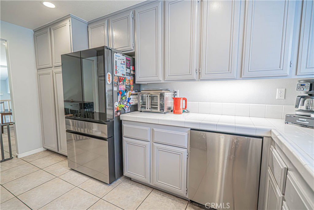 25708 Holiday Circle B