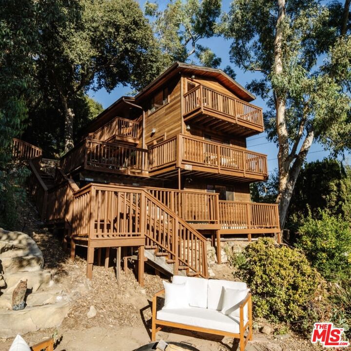 517 Canon View Trail