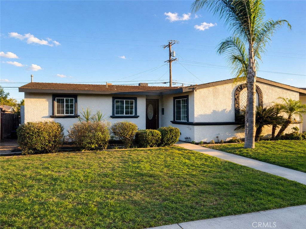1346 E El Morado Court