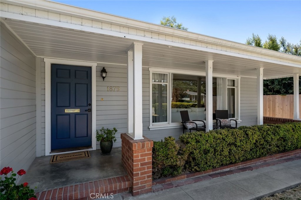 1879 San Luis Drive
