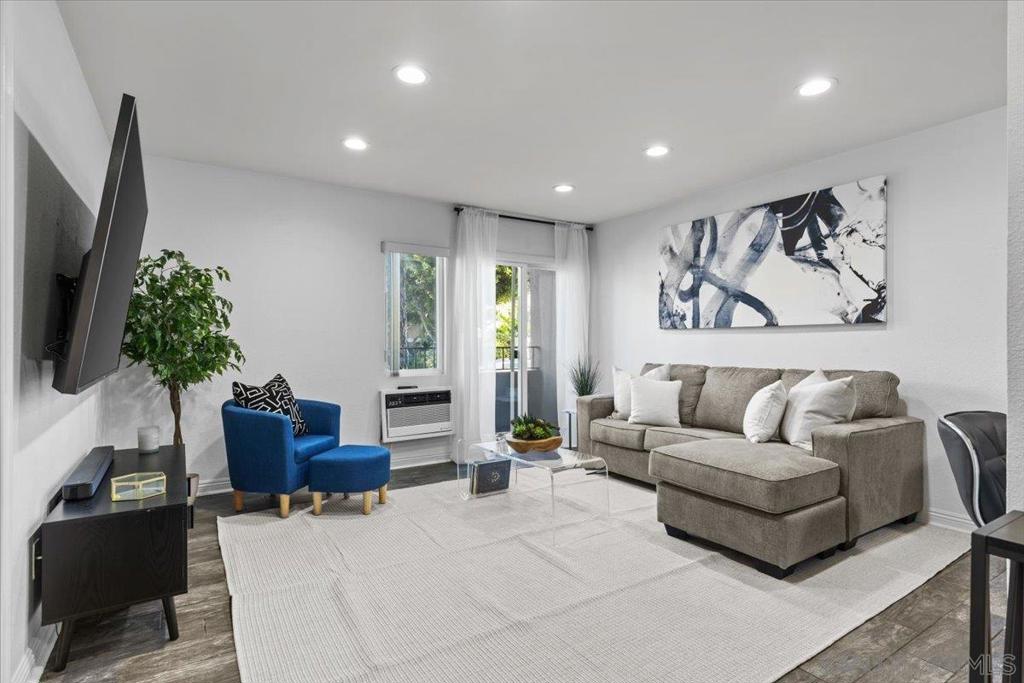 4860 Rolando Ct Unit 2