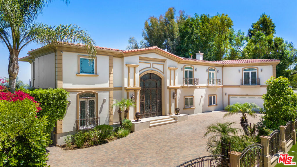 18047 Karen Drive