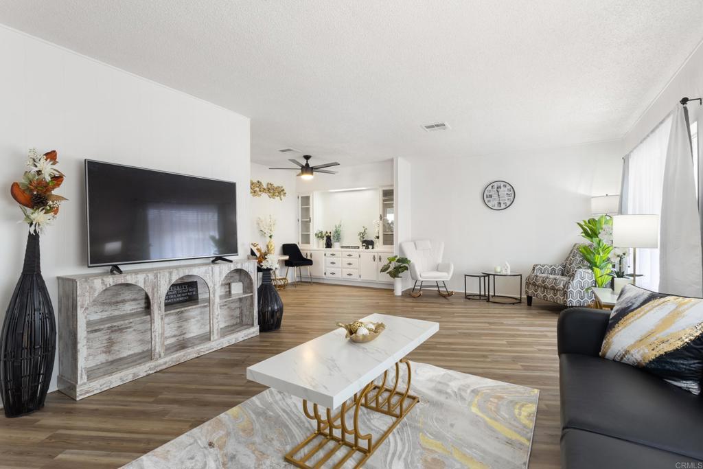 155 Las Flores Drive 25