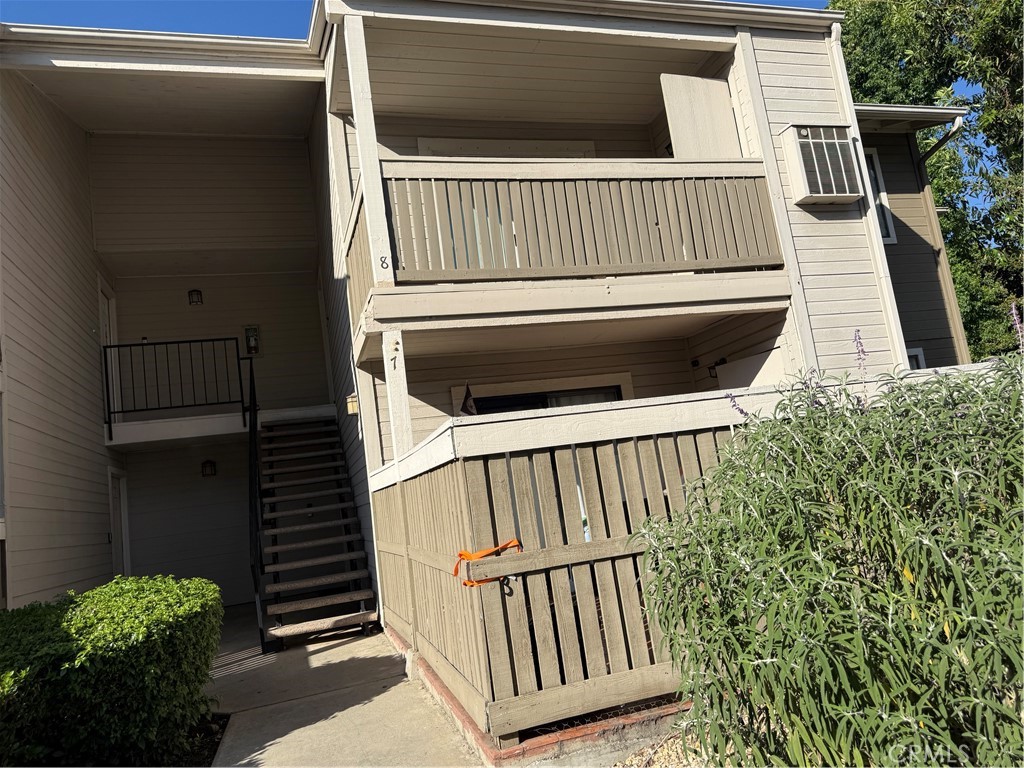 1309 W Mission Boulevard 8