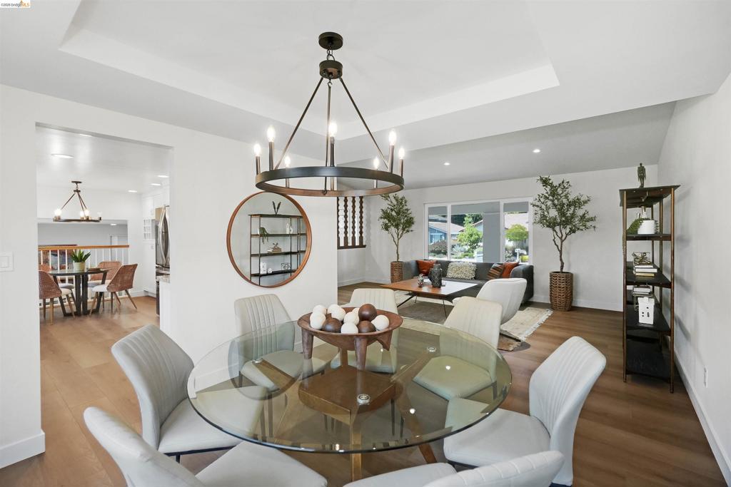2704 Mohawk Cir