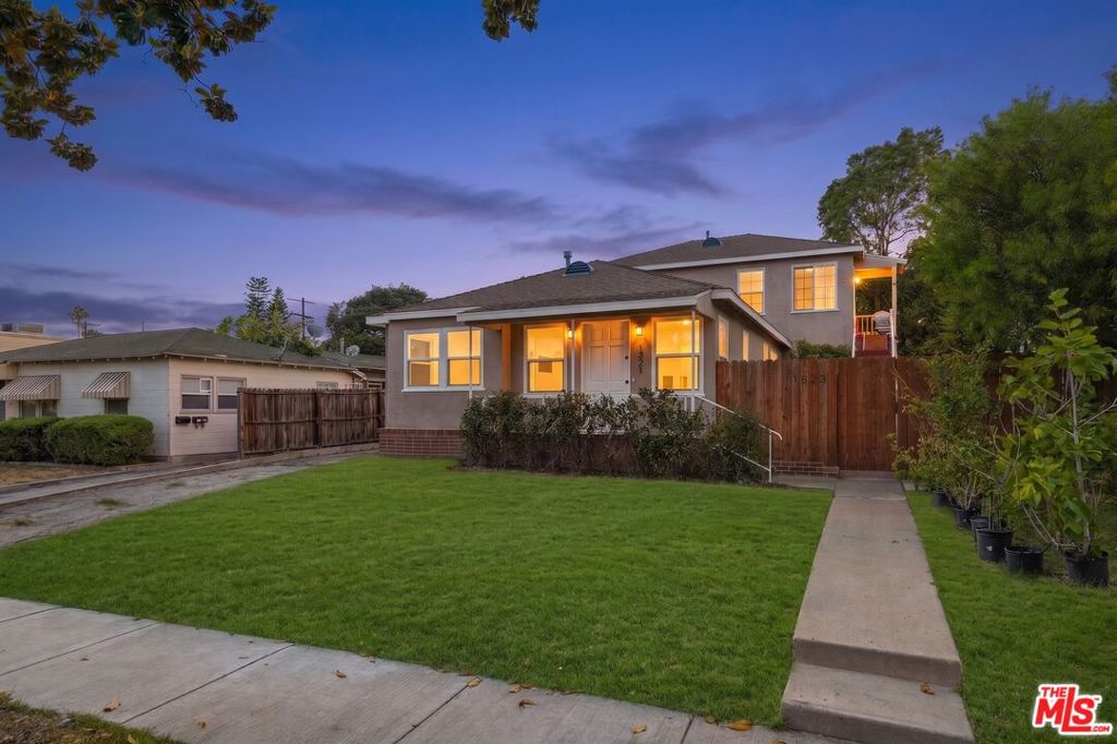 1321 Orange Grove Avenue