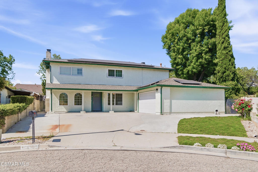 2183 E Chesterton Street