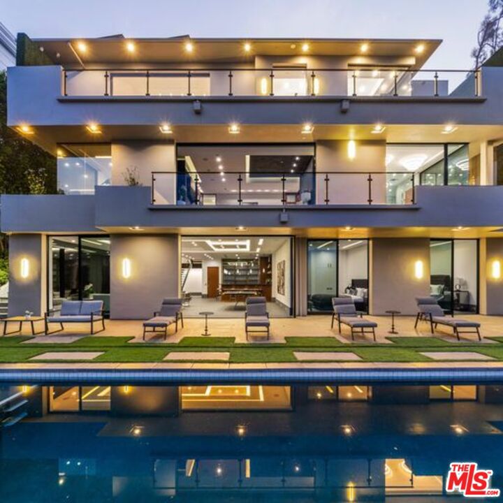 2358 Kimridge Road