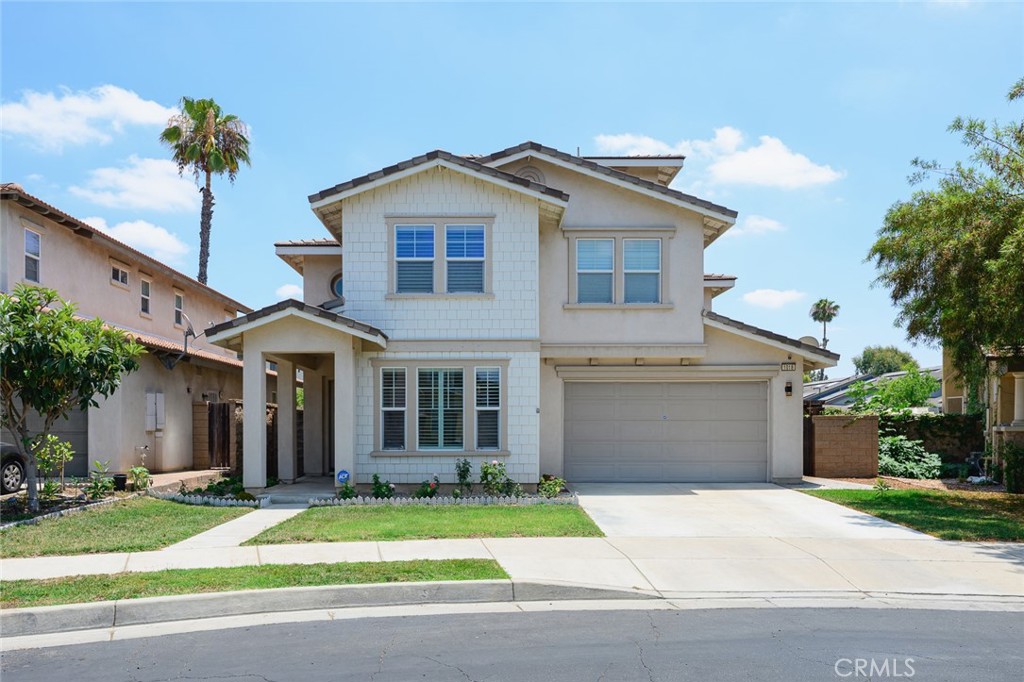 1018 N Smiderle Loop