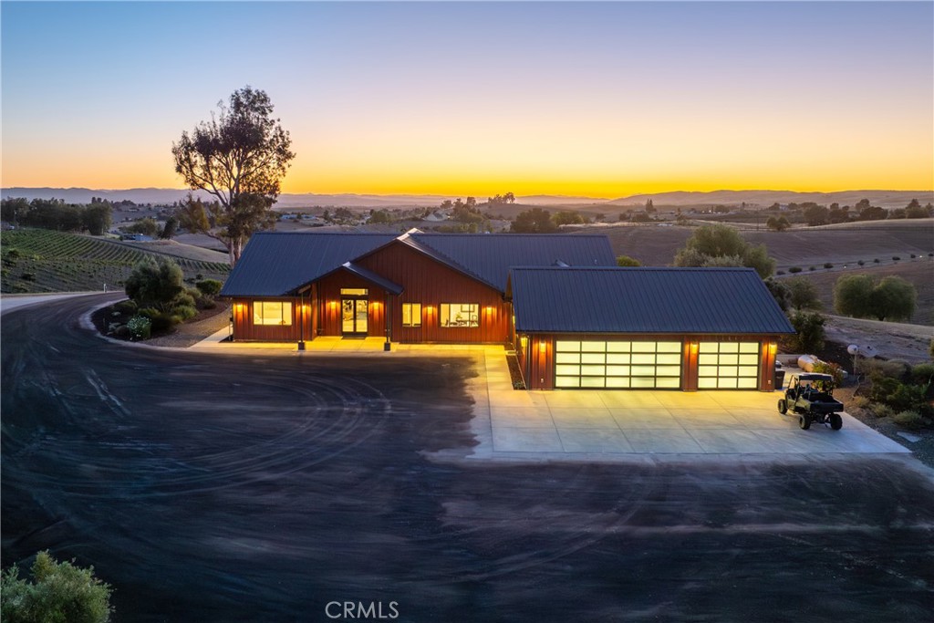 6235 Independence Ranch