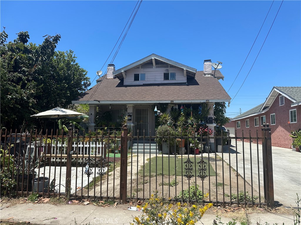 927 W 48th Street