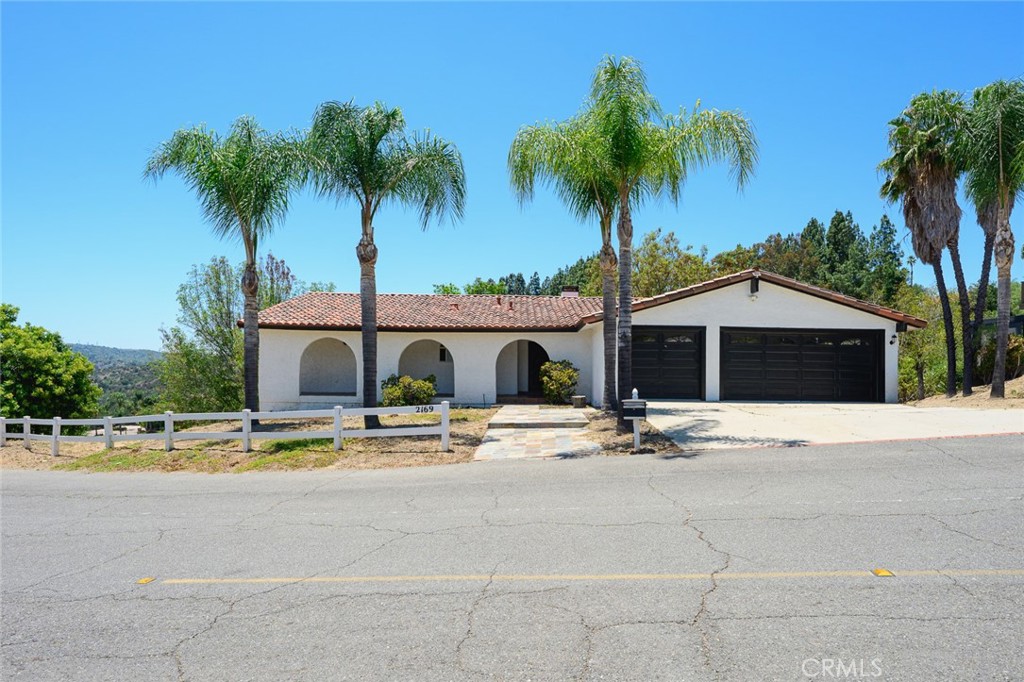 2169 Rocky View