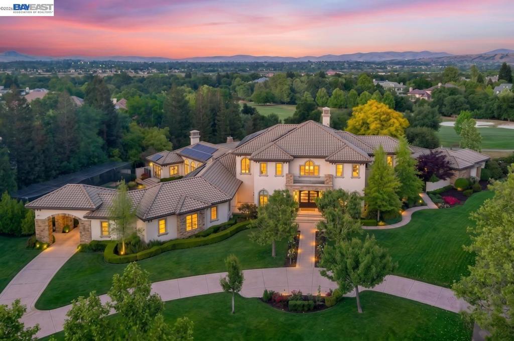 2794 W Ruby Hill Dr