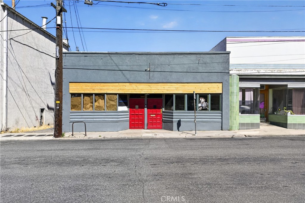 118 S Broadway
