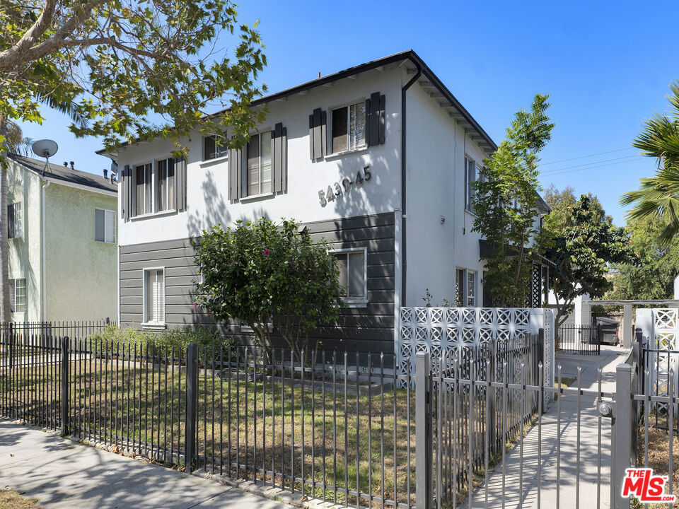 5439 Kinston Avenue