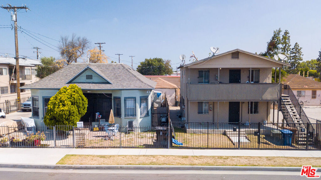 1005 W 95th Street