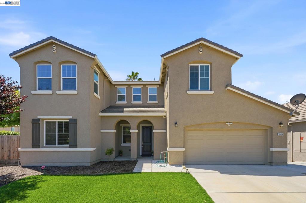 2126 Grapevine Dr