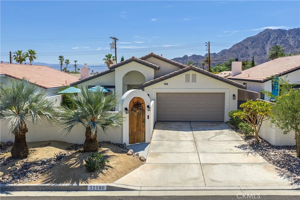 52580 Avenida Alvarado