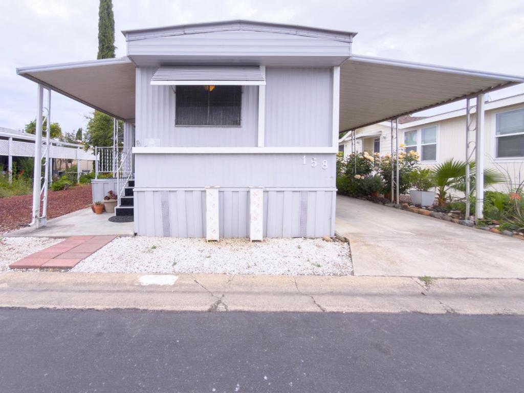 3901 Lake Road 158