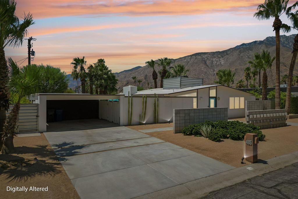 465 E Desert Holly Circle