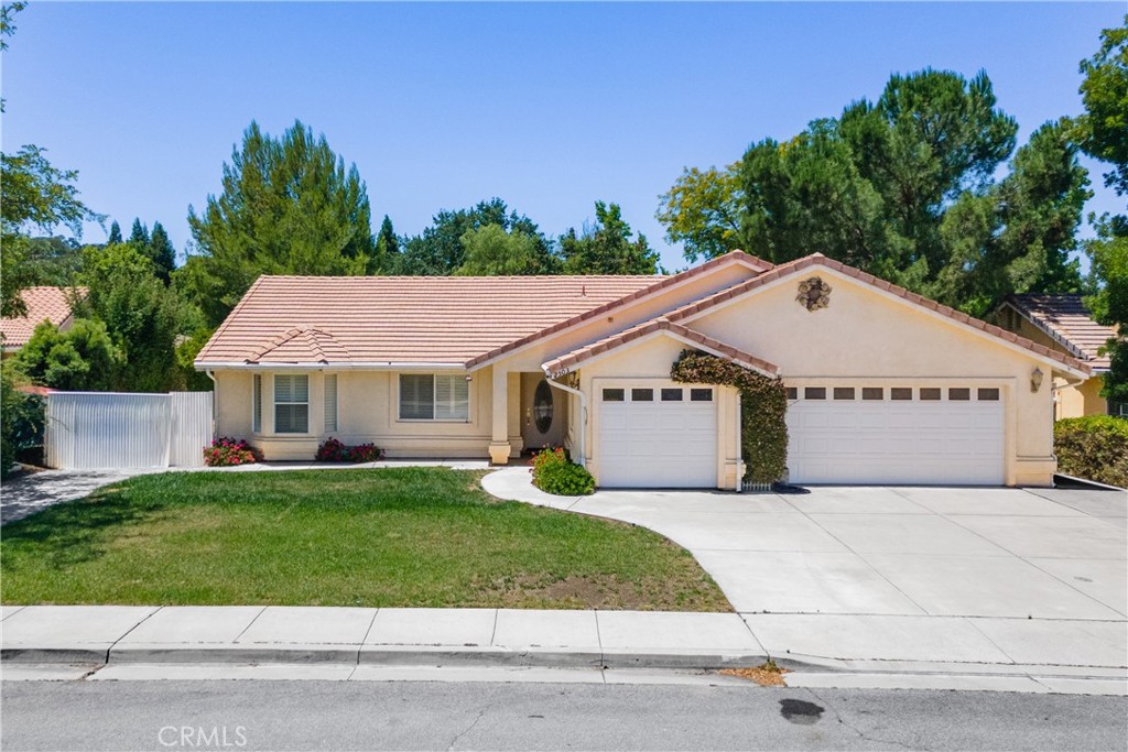 2503 Starling Drive