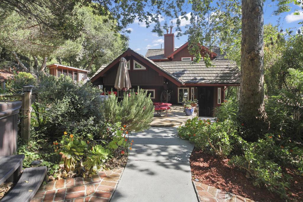 306 Scenic Drive