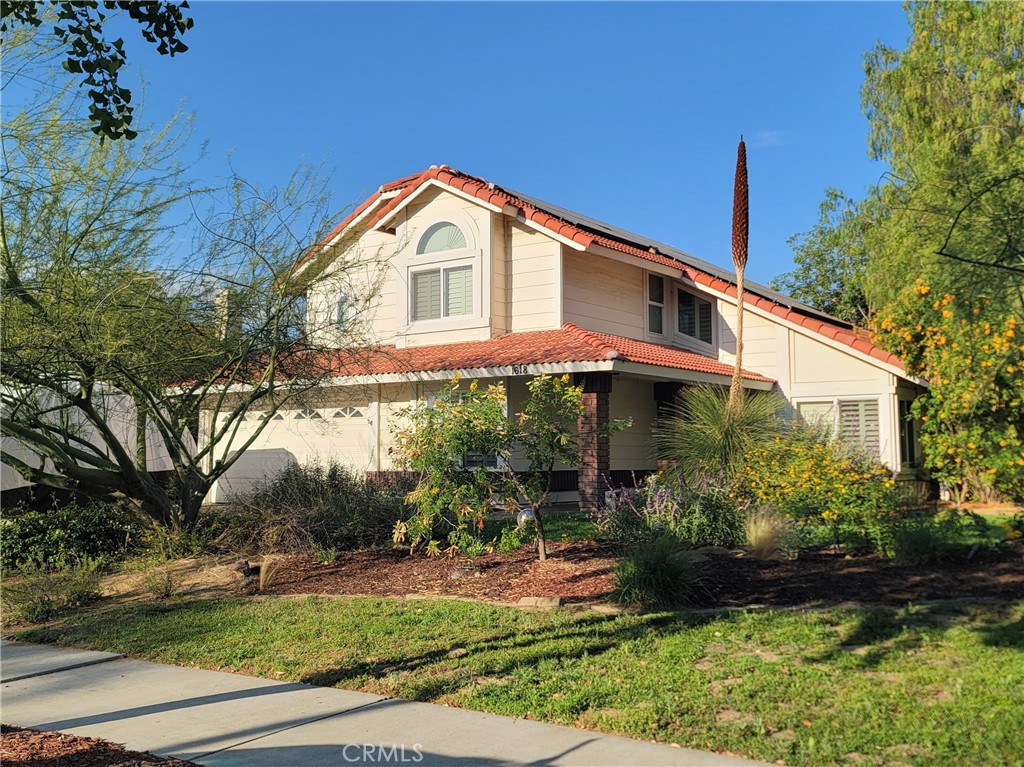 1618 Deanna Way