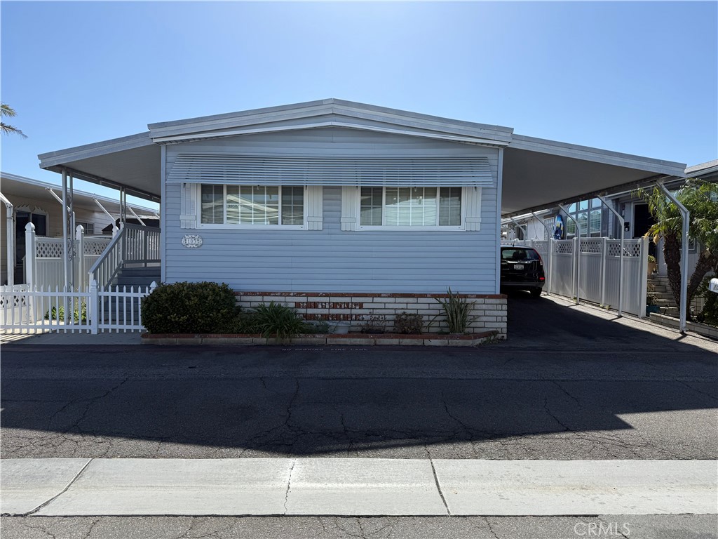 20701 Beach 103
