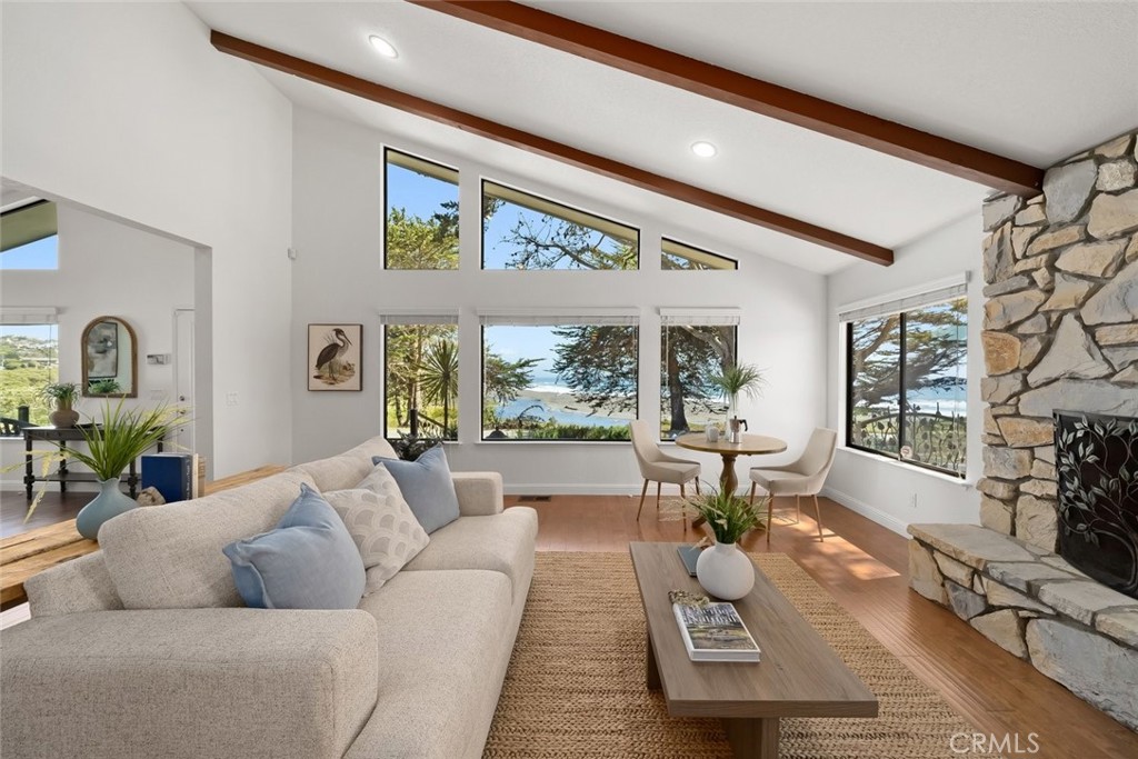 5752 Moonstone Beach
