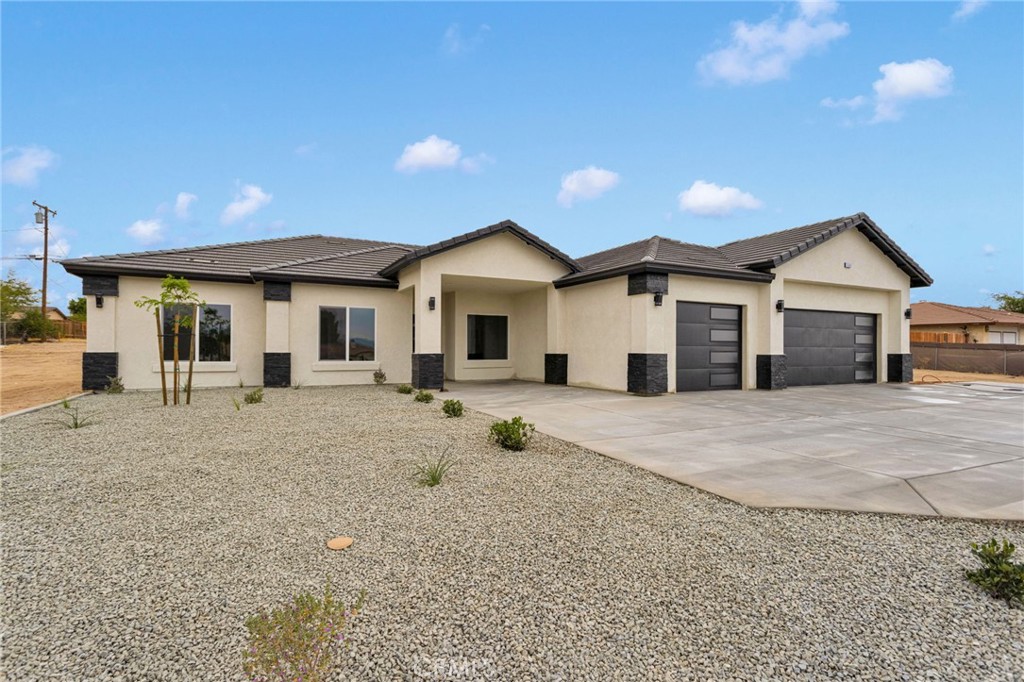 15561 Apple Valley Road